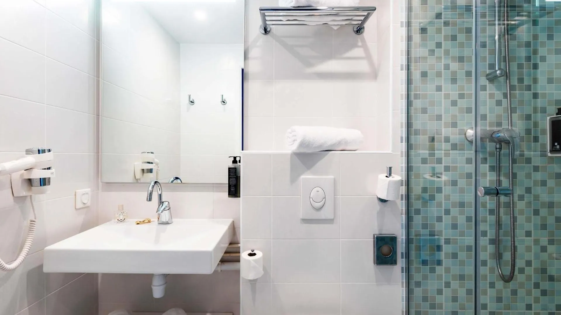 Ibis Styles Quiberon Centre Hotel 3*,